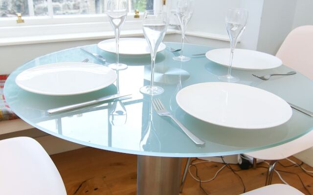 Stylish & majestic 3-bed apartment in Stockbridge