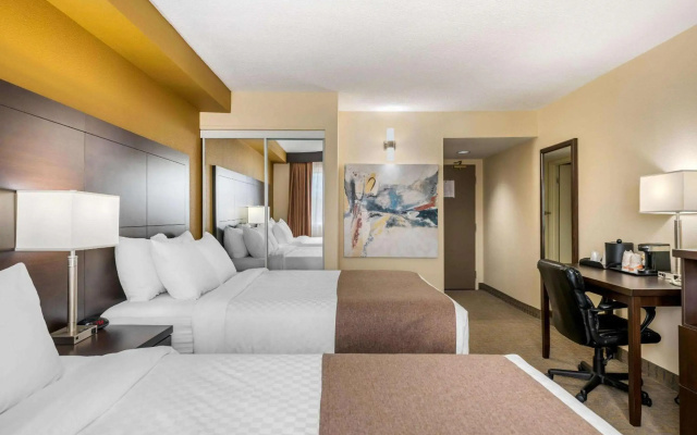 Quality Inn & Suites Bathurst