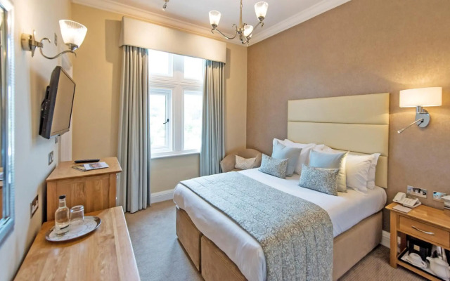 The Victoria Hotel & Source Spa