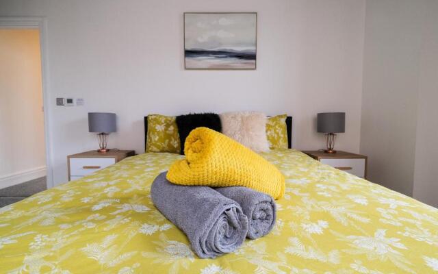 The Eden Warehouse - Gold Apartment, sleeps 5