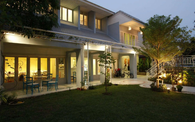 Baan Hmon-Oon