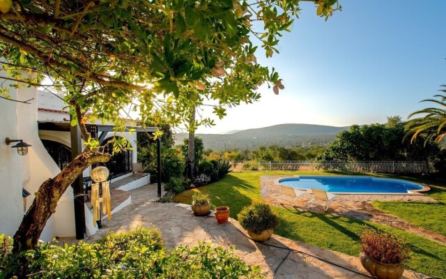 Cosy Farmhouse Quinta da Eira 140 Years old