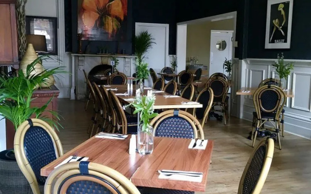 Healesville Garden Accommodation — The Grand Hotel