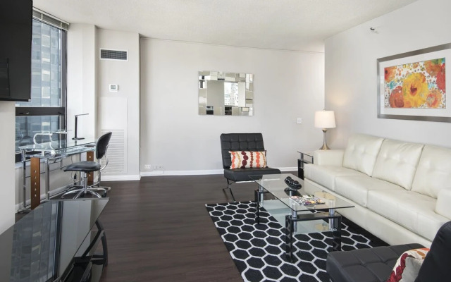 Luxury Suites At North Harbor Tower