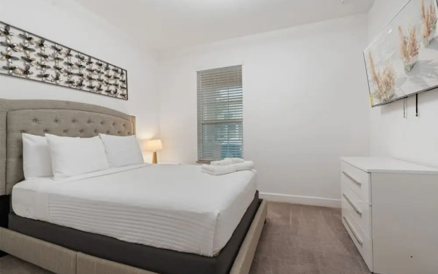 Peaceful 3BR Oasis Private Pool