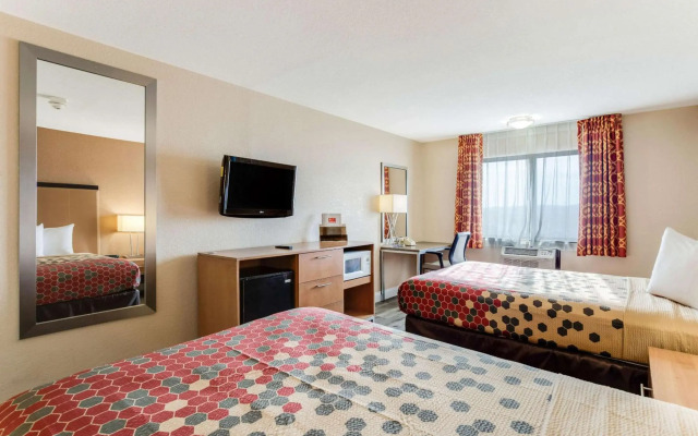Econo Lodge Madison East