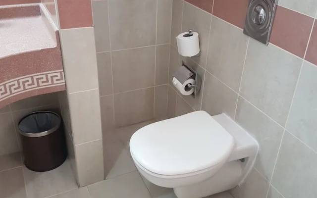 Platinum  Apartment