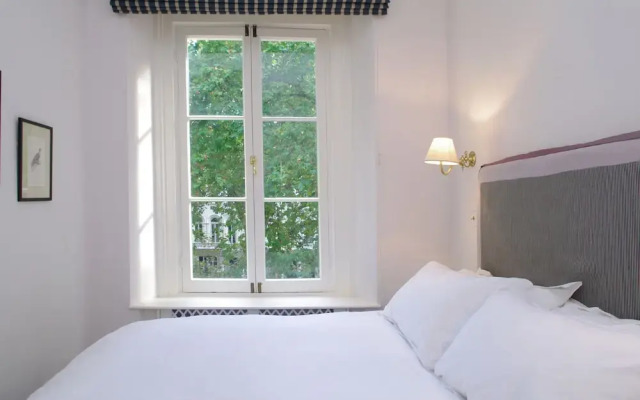 The London Agent Hyde Park King Bed