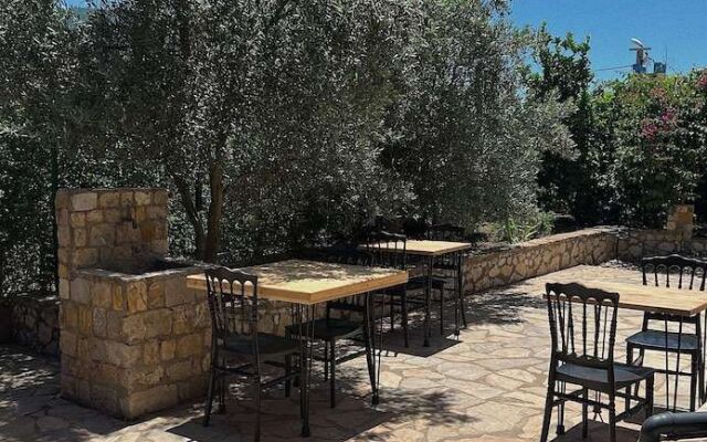 Lb Boutique Hotel