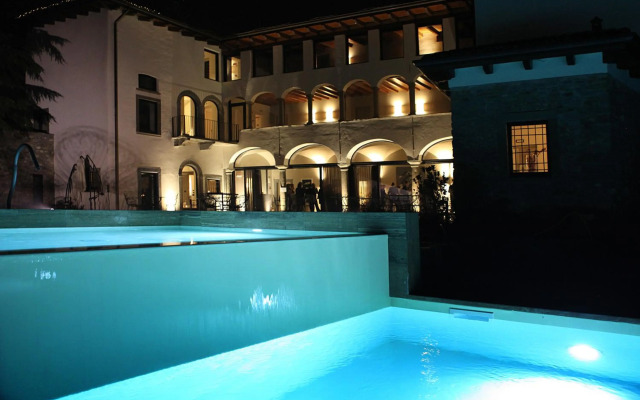 Podere Castel Merlo Resort
