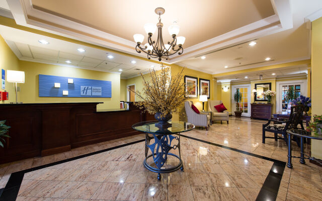Holiday Inn Express & Suites Columbia-I-26 @ Harbison Blvd by IHG