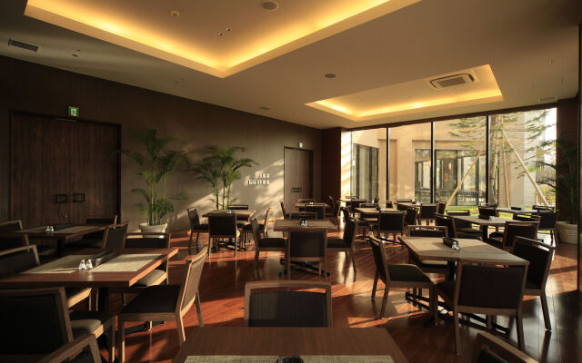 Moon Ocean Ginowan Hotel & Residence