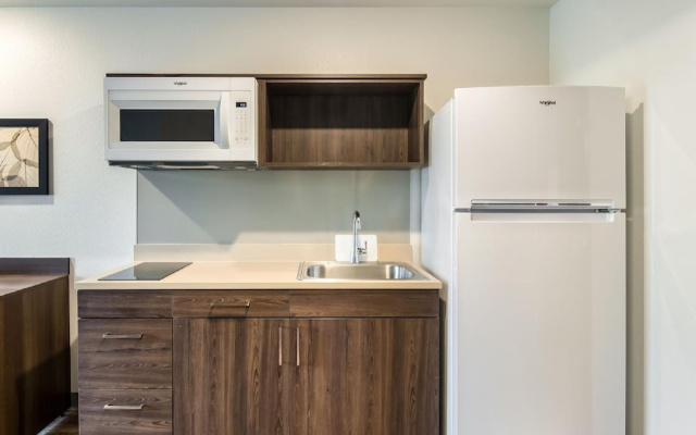 WoodSpring Suites Thornton-North Denver