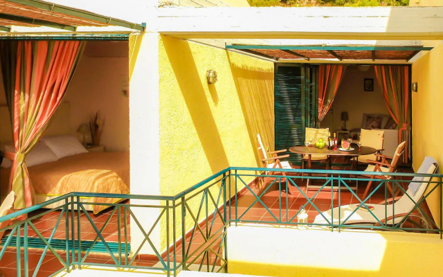 Apartment in Barbati with sea views