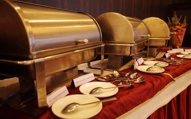 The Caliph Hotel & Executive Suites
