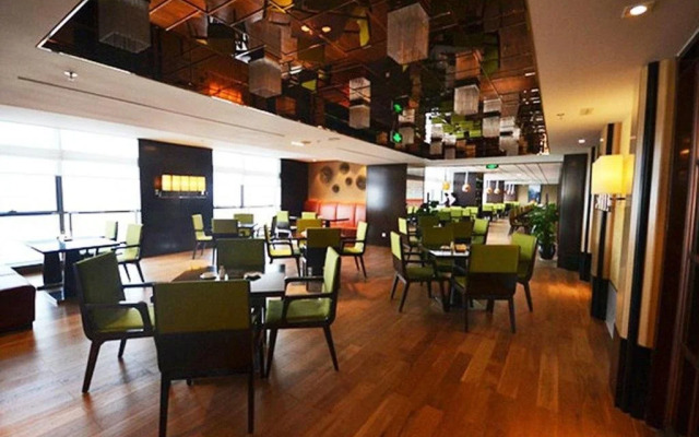 Yintian International Business Hotel