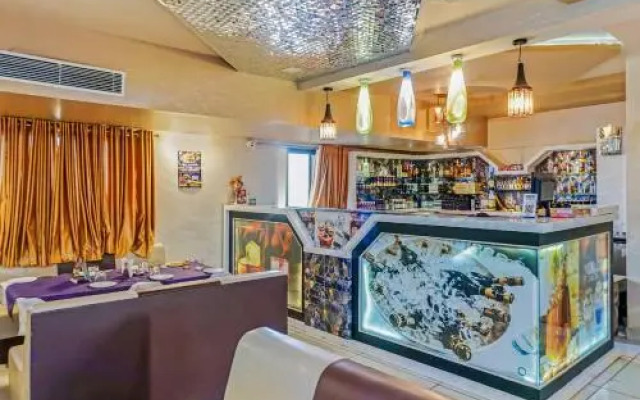 Hotel Landmark Continental By OYO Rooms