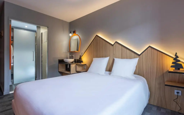 Hotel Base Camp Lodge - Bourg Saint Maurice