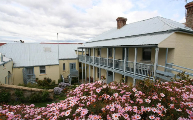 The Lodge on Elizabeth
