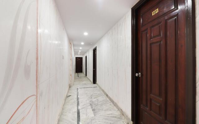 OYO Flagship 49717 Hotel Ghar Residency
