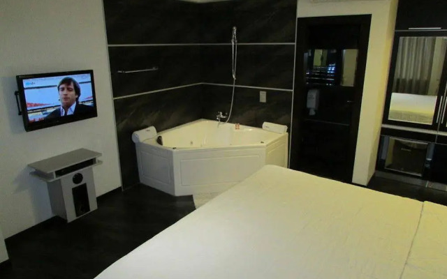Awqa Classic Hotell