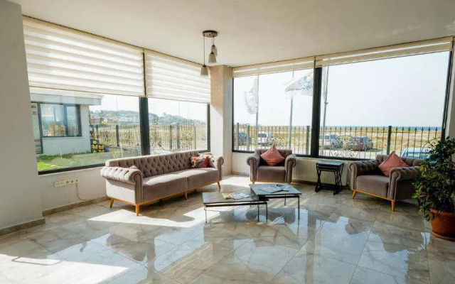 Yaliköy Deni̇z Otel
