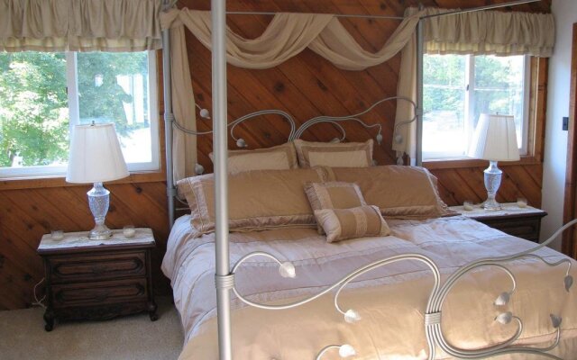 Churchill Pointe Inn