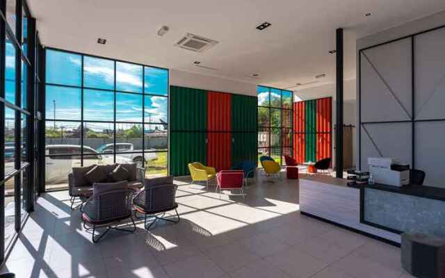 Semporna Seaview Hotel