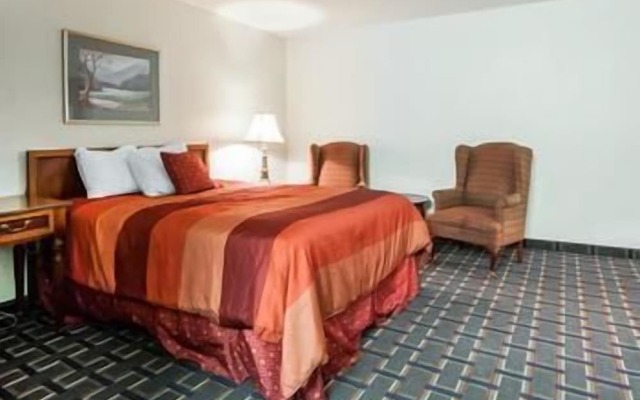 Rodeway Inn Lawrenceburg