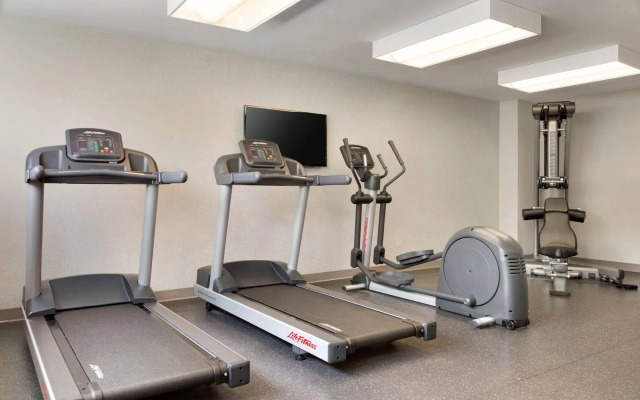 Country Inn & Suites by Radisson, Seattle-Tacoma International Airport, WA