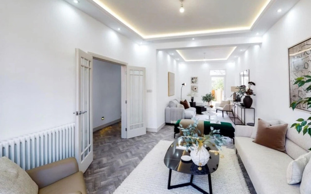 The Harlesden Hideaway - Elegant 4bdr House With Garden