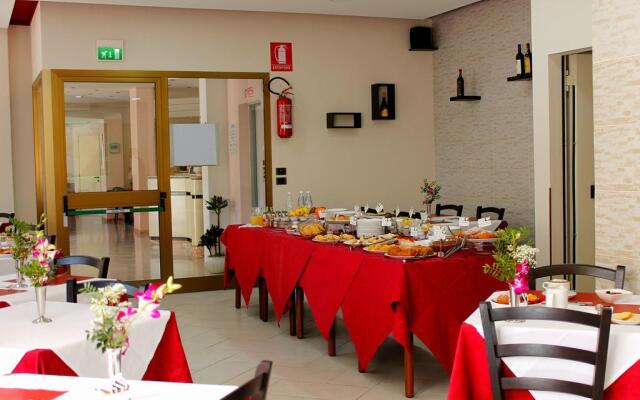 Santa Caterina Hotel & Bike