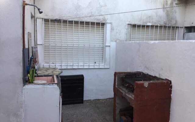 Chalet Relajante En Santa Teresita