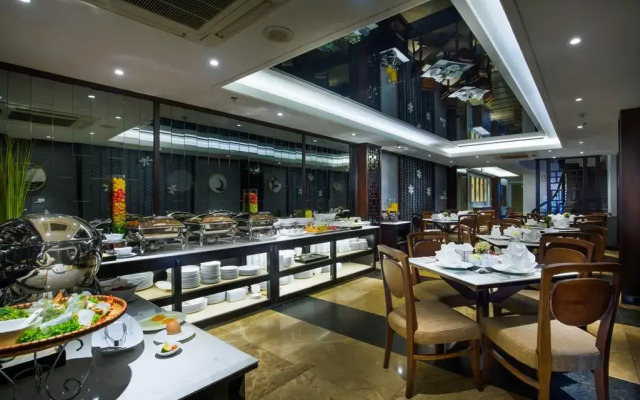 Golden Lotus Boutique Hotel