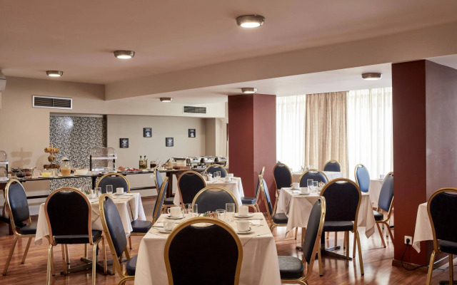 Candia Hotel