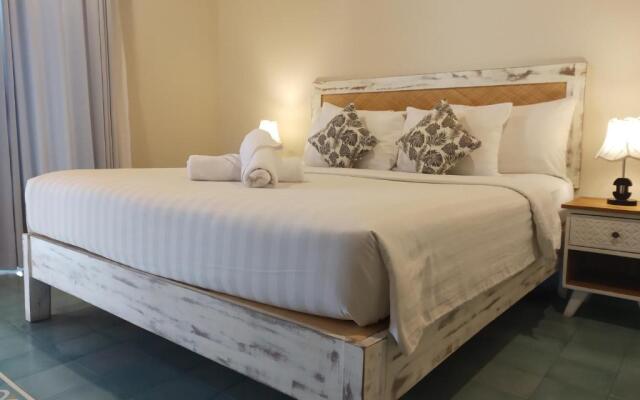 Jukung Dua Guest House
