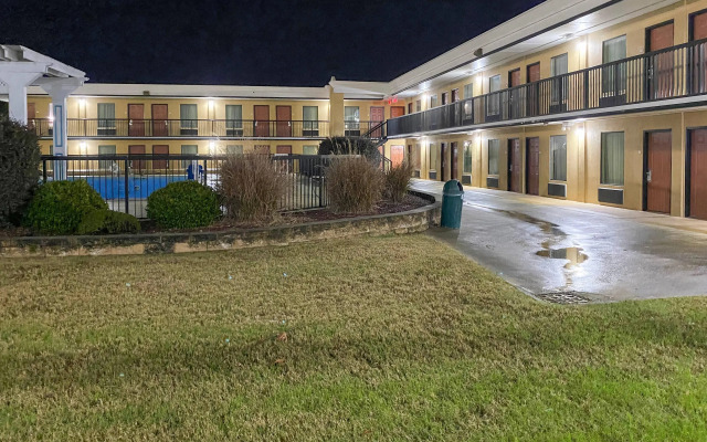 Quality Inn Elizabeth City near University