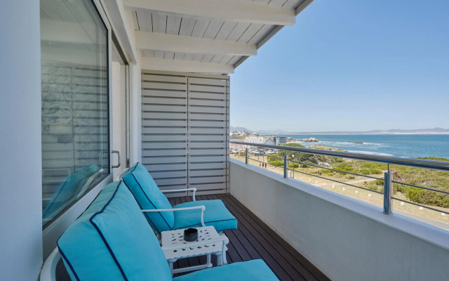 One Marine Drive Boutique Hotel