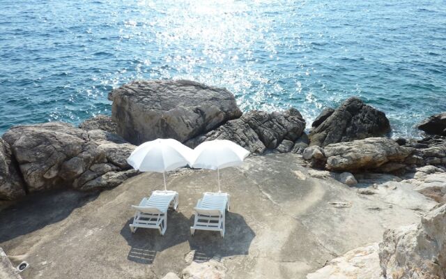 Sun & Sea Apartments