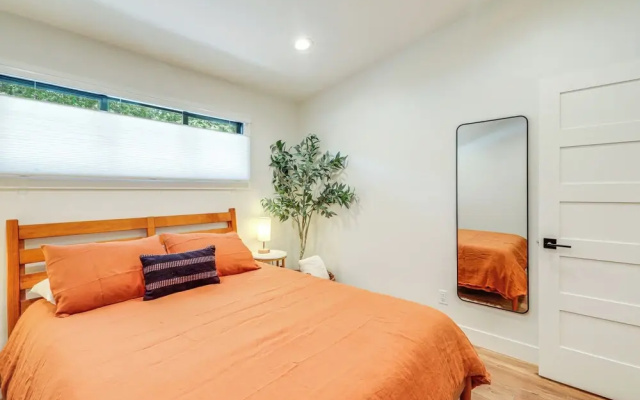 Welcoming Flagstaff Condo < 1 Mi to Downtown!