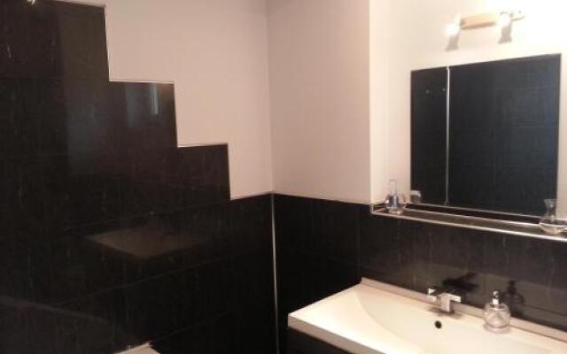 Apartment 3 Rooms elegant