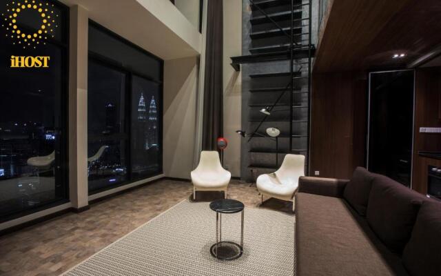 Expressionz Suites by V&C