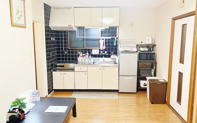 Guesthouse 017 Reina