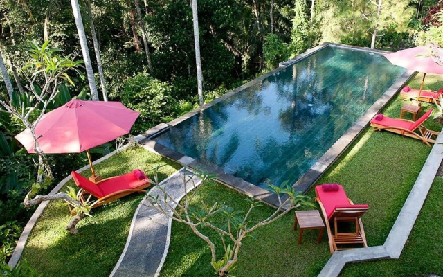 Suara Air Luxury Villa Ubud