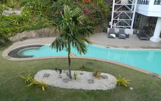 Pearl of the Pacific