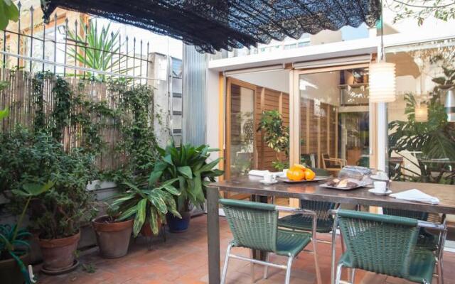 Sagrada Familia Design Terrace