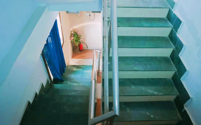 Hotel Shaurya