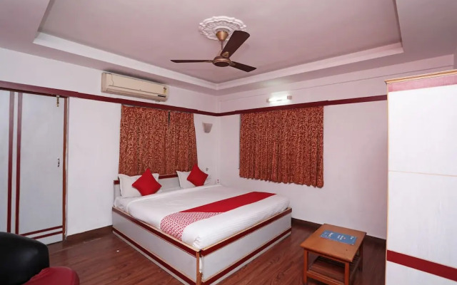 OYO 26143 Hotel Abedin