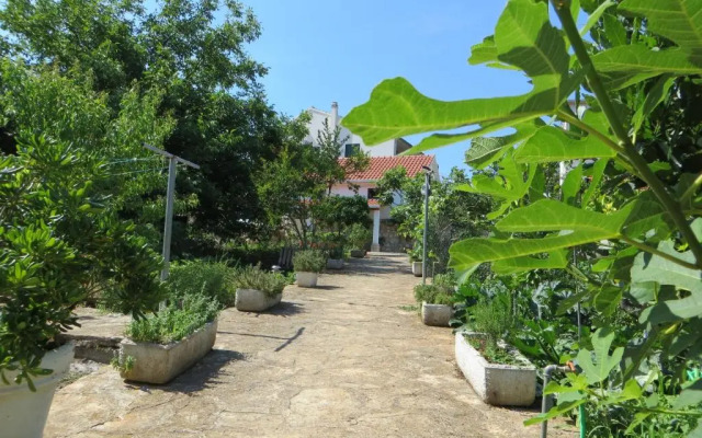 Holiday Home Artina 2