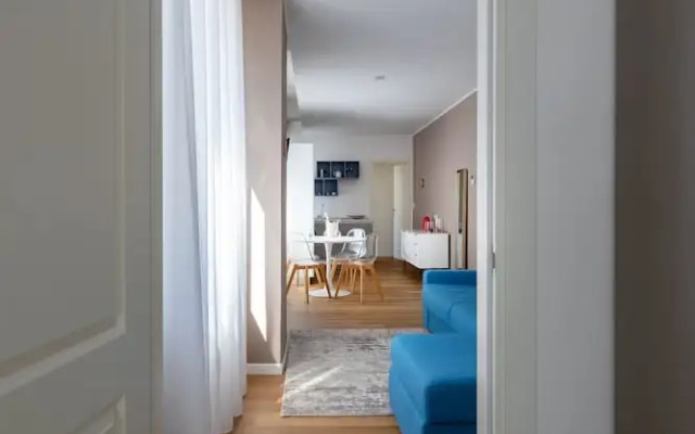 Vis a Vis Apartments